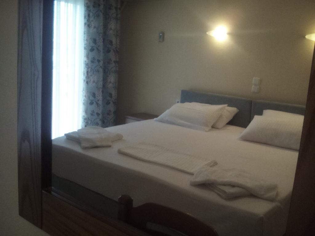 G. Kiapekou Aparthotel Λουτρά Αιδηψού Εξωτερικό φωτογραφία