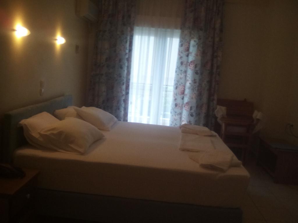 G. Kiapekou Aparthotel Λουτρά Αιδηψού Εξωτερικό φωτογραφία