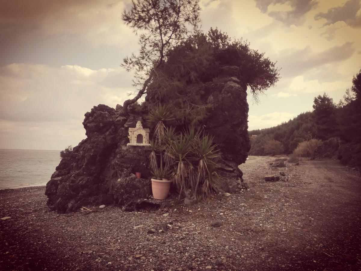 G. Kiapekou Aparthotel Λουτρά Αιδηψού Εξωτερικό φωτογραφία